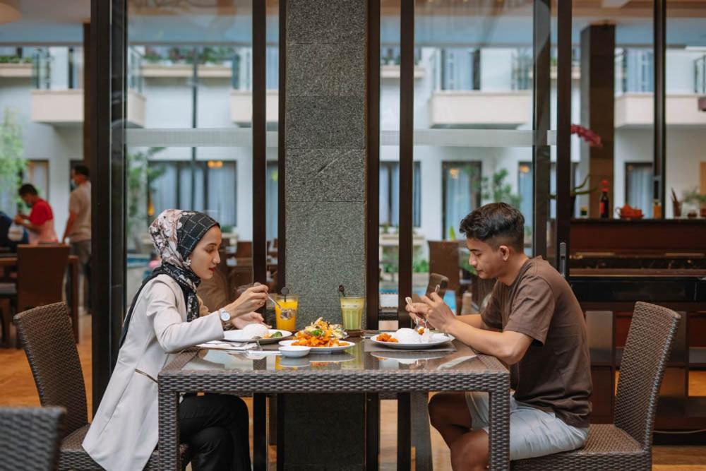 Anugrah Hotel Sukabumi Exterior foto