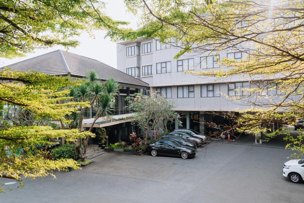 Anugrah Hotel Sukabumi Exterior foto